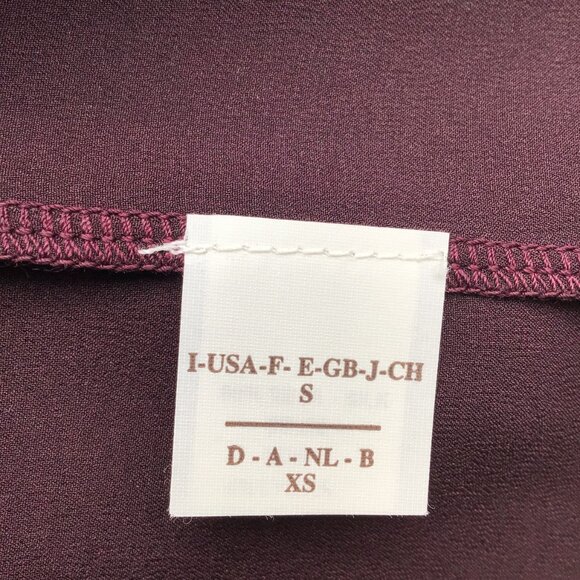 BRUNELLO CUCINELLI BURGUNDY SLEEVELESS V-NECK SILK TOP - Picture 5 of 6